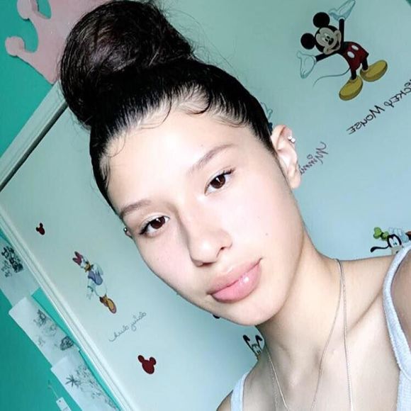 Meet your Posher, Breanna - Picture 1 of 1